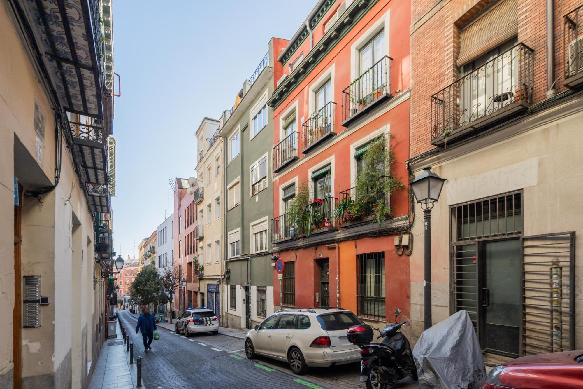 Apartamento En La Plaza De Lavapies Alquiler Temporal Madrid Kültér fotó